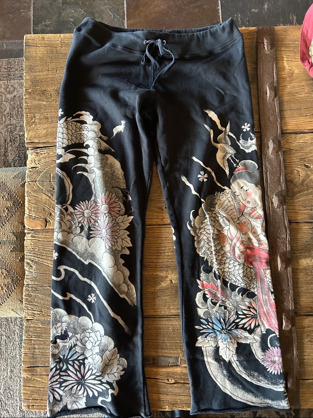 Asian inspired Black Floral Dragon Print sweatpants - Picture 4 of 9